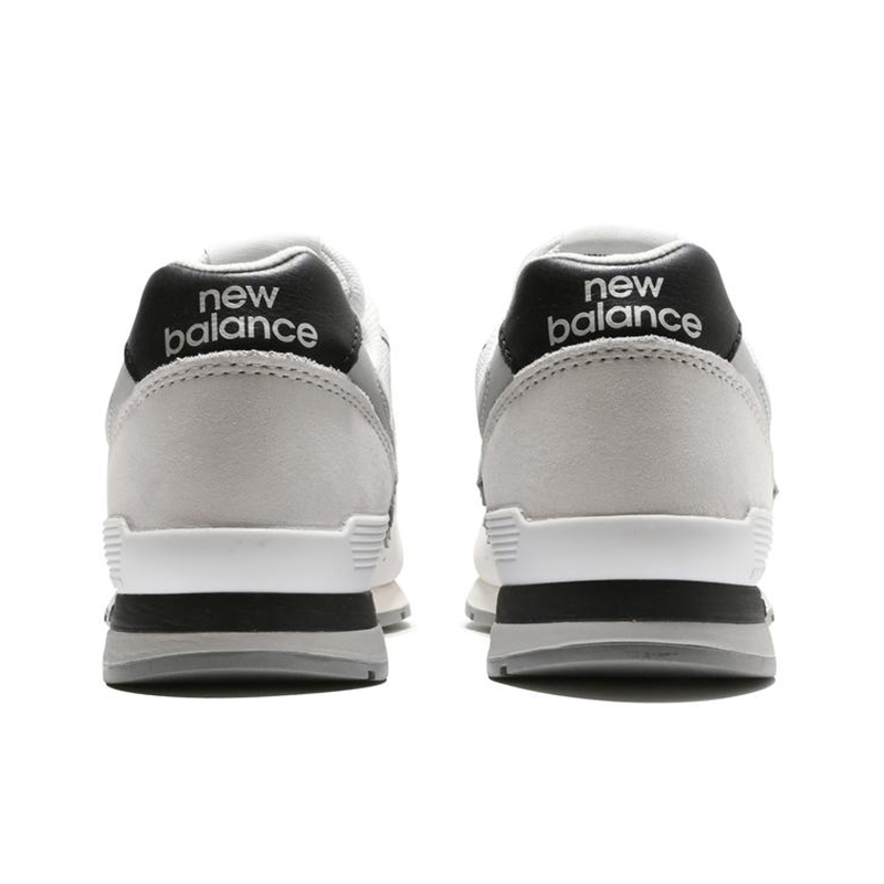 Lookbook New Balance 996 Chaussures Running Rétro Blanc Multicolore U99682C