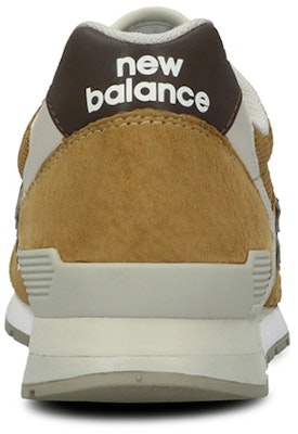 New Balance 996 Siri V2 Low-Top Coklat CM996HL2 Lookbook New Balance 996 Siri V2 Low-Top Coklat CM996HL2