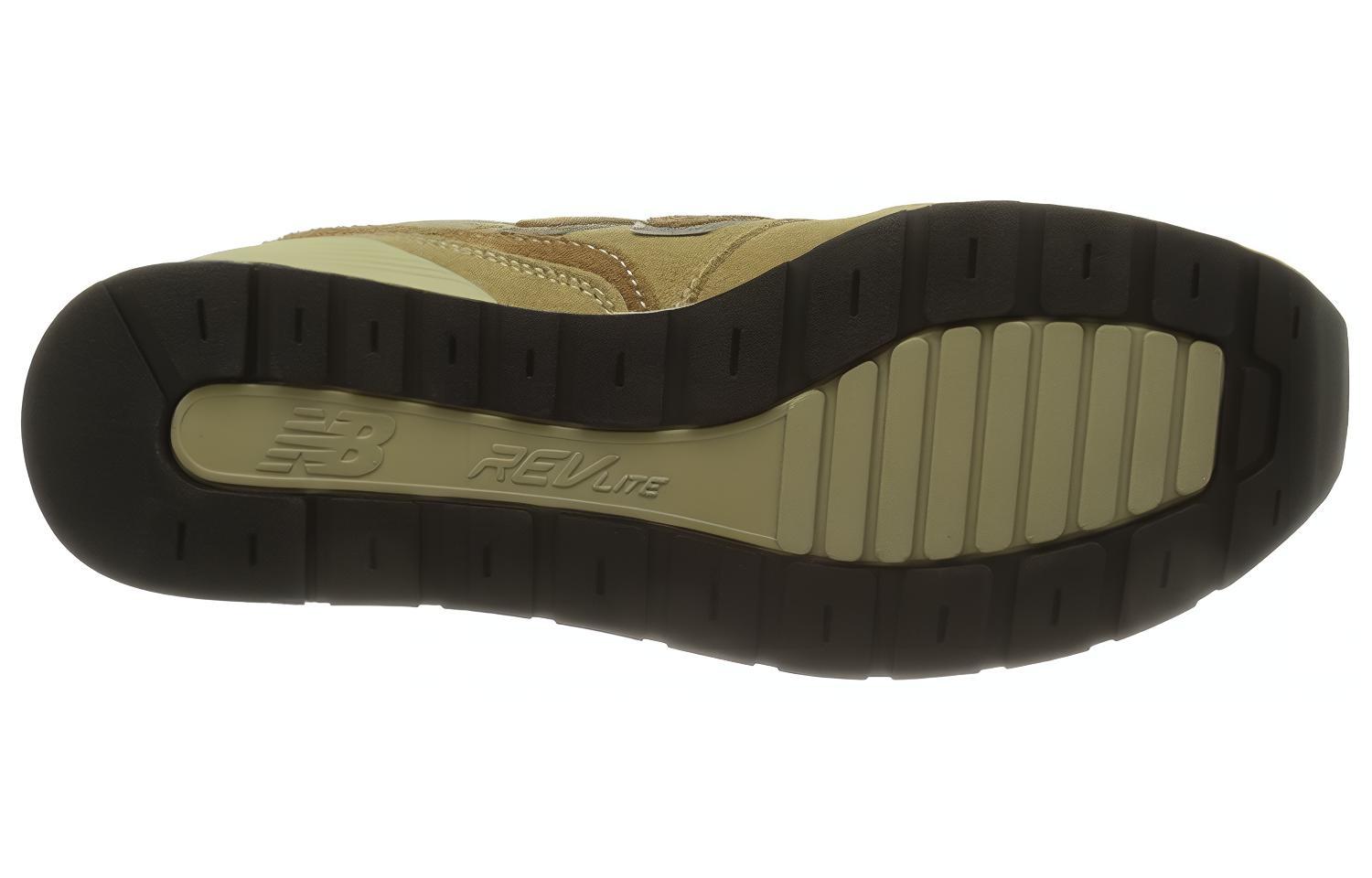 Shop New Balance 996 Seri Tahan Aus Anti-Selip Mid Tops Khaki MRH996AD