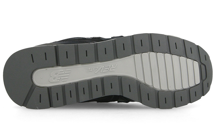 Shop ニューバランス996 黒/白 MRL996LT