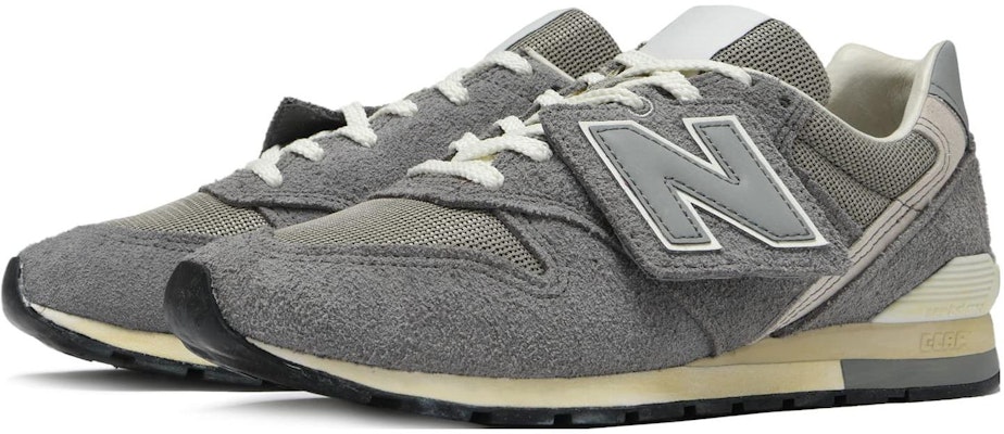 New Balance 996v2 35週年限定版 - 風暴灰 CM996HK2 Lookbook New Balance 996v2 35週年限定版 - 風暴灰 CM996HK2