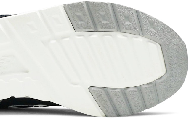 New Balance 997 'Nube de Lluvia Negra' CM997HDR Purchase New Balance 997 'Nube de Lluvia Negra' CM997HDR