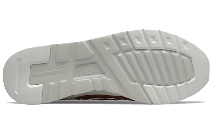 Shop New Balance 997 '棕色' 运动鞋 CM997HEP