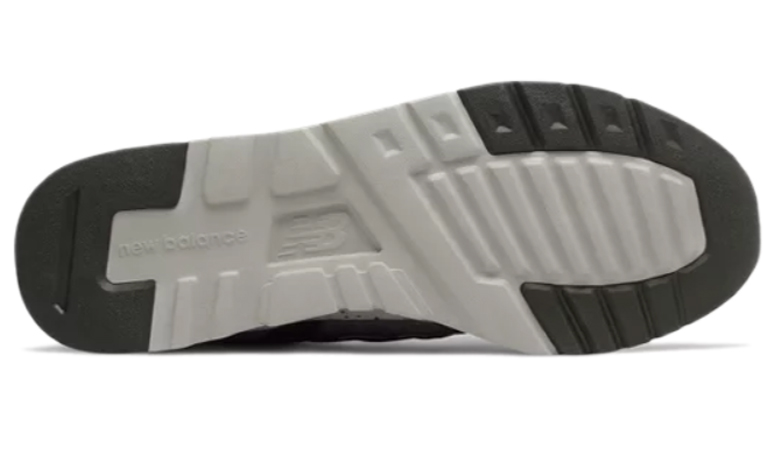 Shop ニューバランス997 グレーパープル CM997HFC