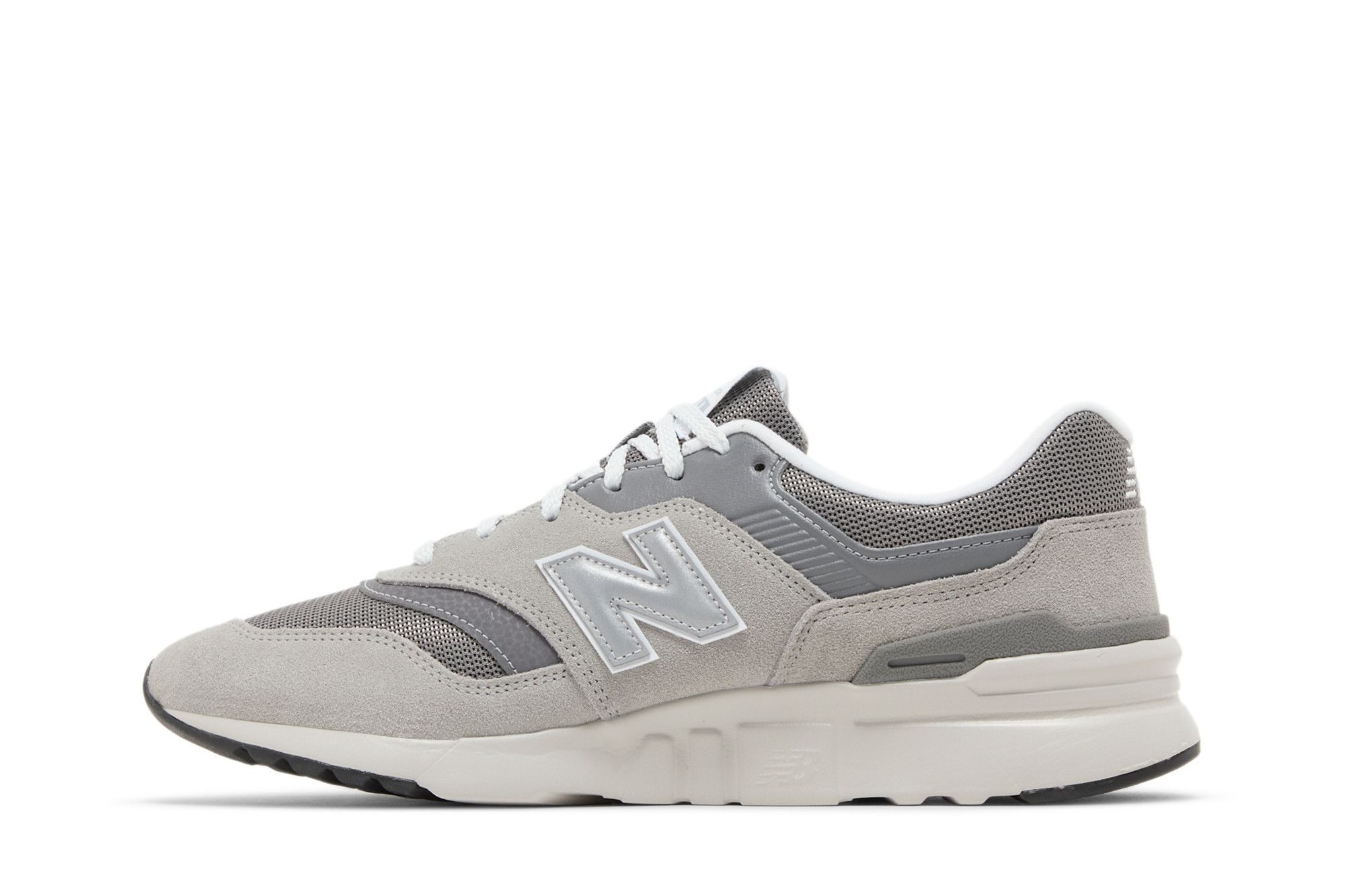 Shop New Balance 997 ''Grigio Argento'' CM997HCA
