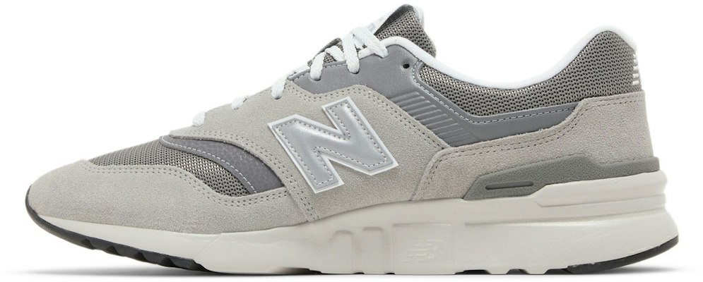 New Balance 997 ''Grigio Argento'' CM997HCA Shop New Balance 997 ''Grigio Argento'' CM997HCA