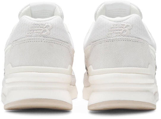 New Balance 997 'Marfil Gris' CM997HCBD Details for New Balance 997 'Marfil Gris' CM997HCBD
