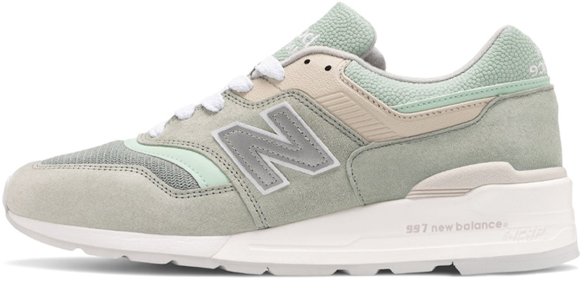 New Balance 997 'Less is More Mint' Sepatu Wanita Pria Sneakers Trendy M997SOB Buy New Balance 997 'Less is More Mint' Sepatu Wanita Pria Sneakers Trendy M997SOB