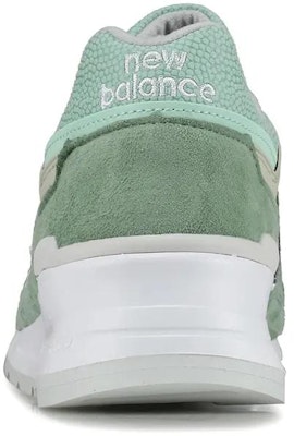 New Balance 997 'Less is More Mint' Sepatu Wanita Pria Sneakers Trendy M997SOB Shop New Balance 997 'Less is More Mint' Sepatu Wanita Pria Sneakers Trendy M997SOB