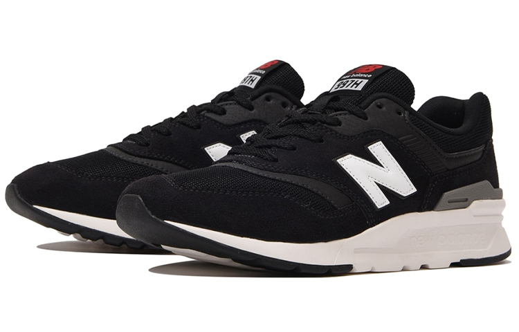 Lookbook 뉴발란스 997 블랙/화이트 CM997HLY