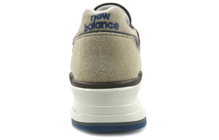 Shop New Balance 997 Menjelajahi Laut M997DSAI