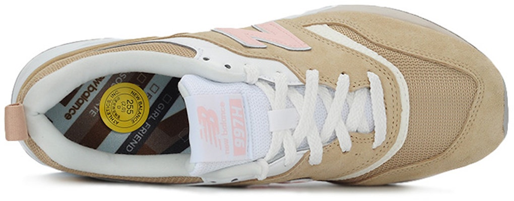 New Balance NB 997 低筒 跑步鞋 男女同型 米 Shop New Balance NB 997 低筒 跑步鞋 男女同型 米