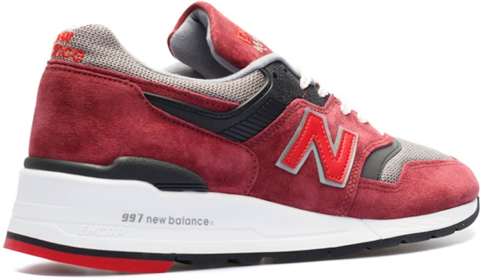 New Balance 997 Buatan USA 'Burgundy' M997CRG Lookbook New Balance 997 Buatan USA 'Burgundy' M997CRG