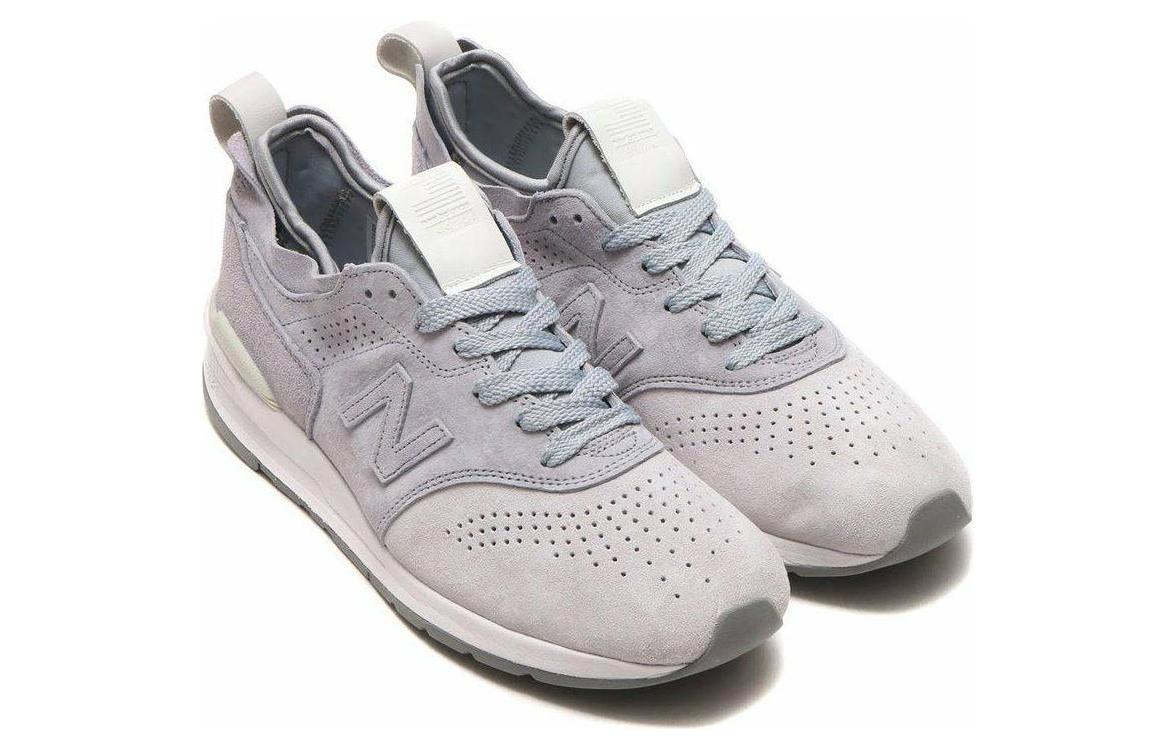 Shop 新平衡 997 系列 v2 復古白藍 低幫運動跑步鞋 雲霧灰