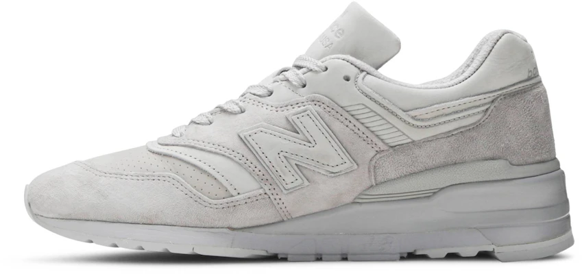New Balance 997 Buatan USA 'Kelabu Suede' M997LBD Lookbook New Balance 997 Buatan USA 'Kelabu Suede' M997LBD