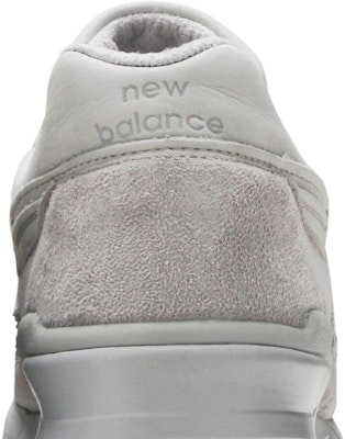 New Balance 997 Buatan USA 'Kelabu Suede' M997LBD Sizing New Balance 997 Buatan USA 'Kelabu Suede' M997LBD