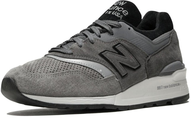 New Balance 997 Made In USA 'Winter Peaks' Pria Wanita Sneakers M997BRK Lookbook New Balance 997 Made In USA 'Winter Peaks' Pria Wanita Sneakers M997BRK