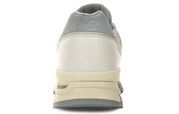 Purchase 뉴발란스 997 시리즈 크리미 화이트 ML997HAA