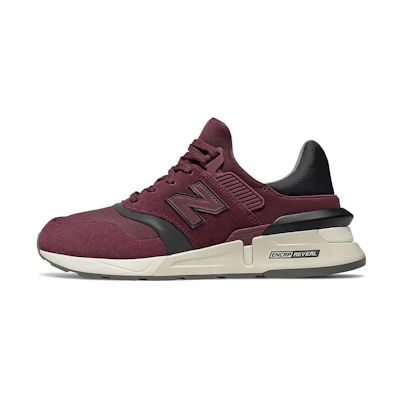 NB 997 Sport Trainers 'Red'