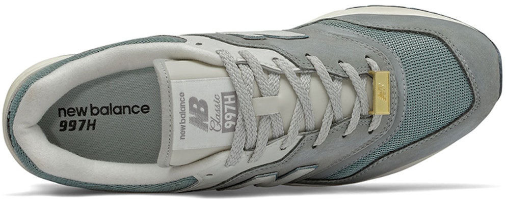 New Balance 997H Biru 'Abu' CM997HGY Lookbook New Balance 997H Biru 'Abu' CM997HGY