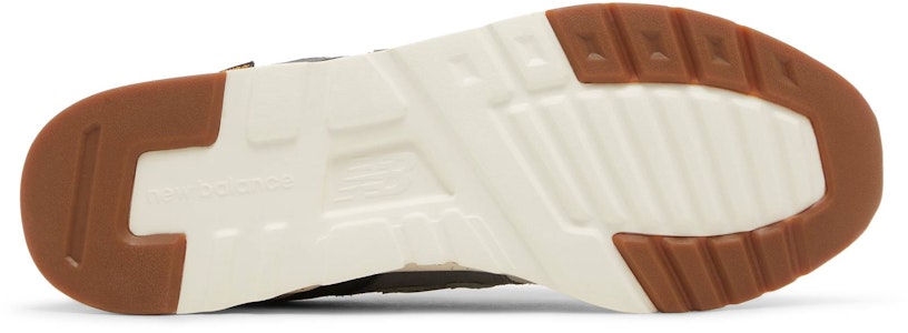 New Balance 997H 'Kelabu Gum' CM997HTO Shop New Balance 997H 'Kelabu Gum' CM997HTO