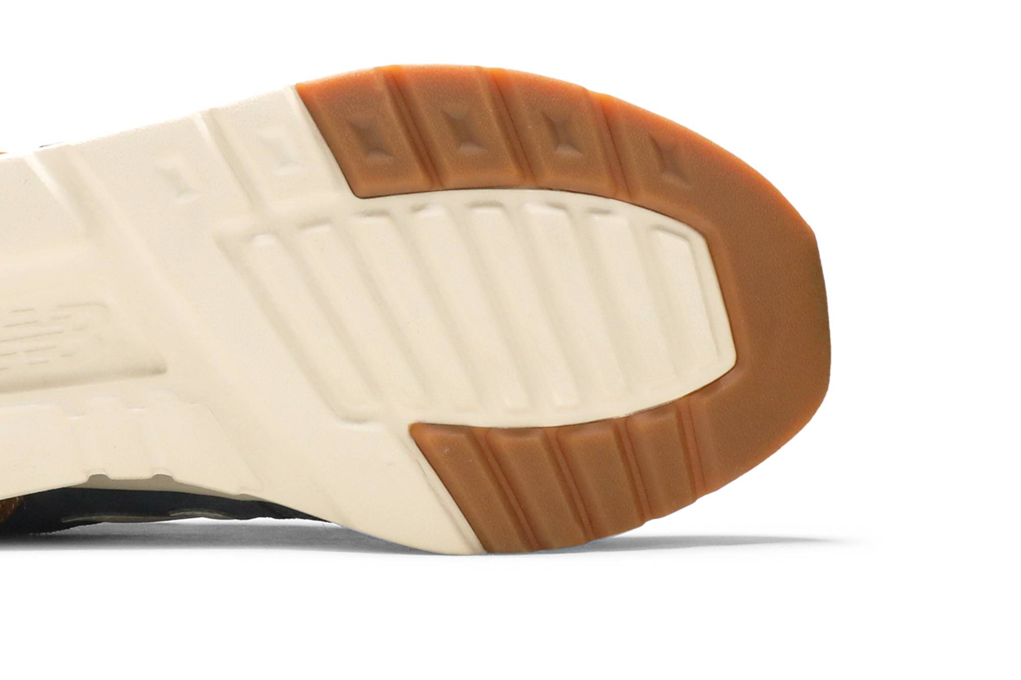 Purchase ニューバランス997H "ネイビーワークブラウン" CM997HAK