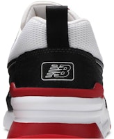 New Balance 997H '新準備包 - 黑色隊紅' CM997HBX Sizing New Balance 997H '新準備包 - 黑色隊紅' CM997HBX