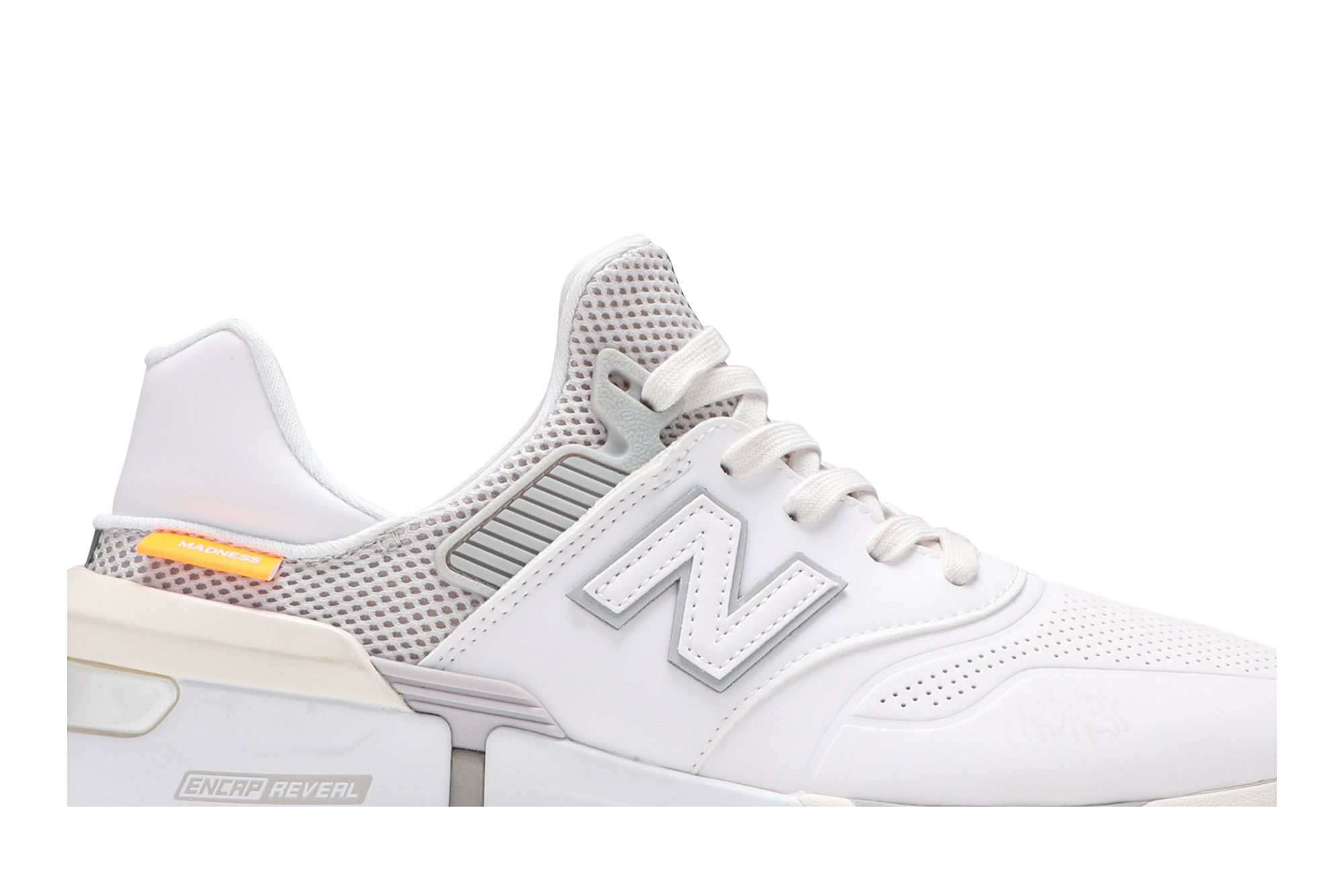 Lookbook New Balance 997S Madness Putih MS997SMX
