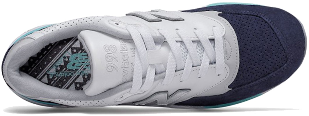 New Balance 998 'Winter Peaks Putih Navy' M998WTP Lookbook New Balance 998 'Winter Peaks Putih Navy' M998WTP