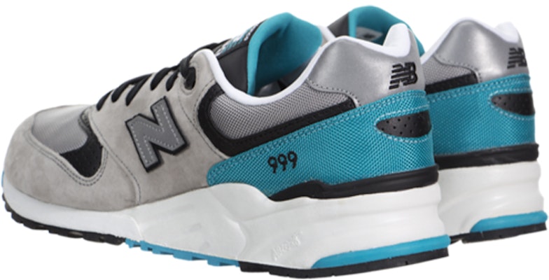 New Balance 999 'Bunyi dan Panggung' ML999SST Lookbook New Balance 999 'Bunyi dan Panggung' ML999SST