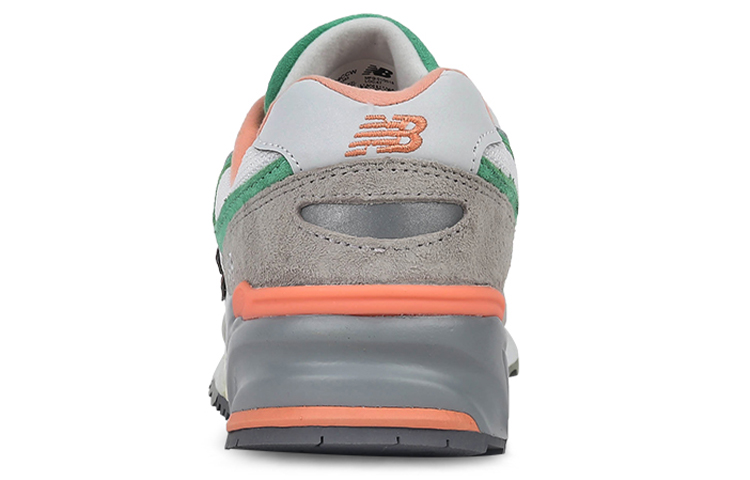 Shop New Balance 999 Kelabu/Putih/Hijau ML999CCW