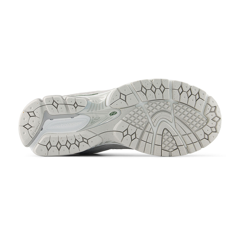 NB "2002 Nike Classic Retro Sneakers" 圖 5