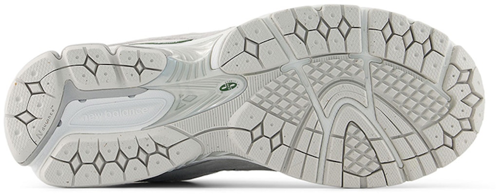 New Balance "2002 Nike 經典復古運動鞋" U2002RK Purchase New Balance "2002 Nike 經典復古運動鞋" U2002RK