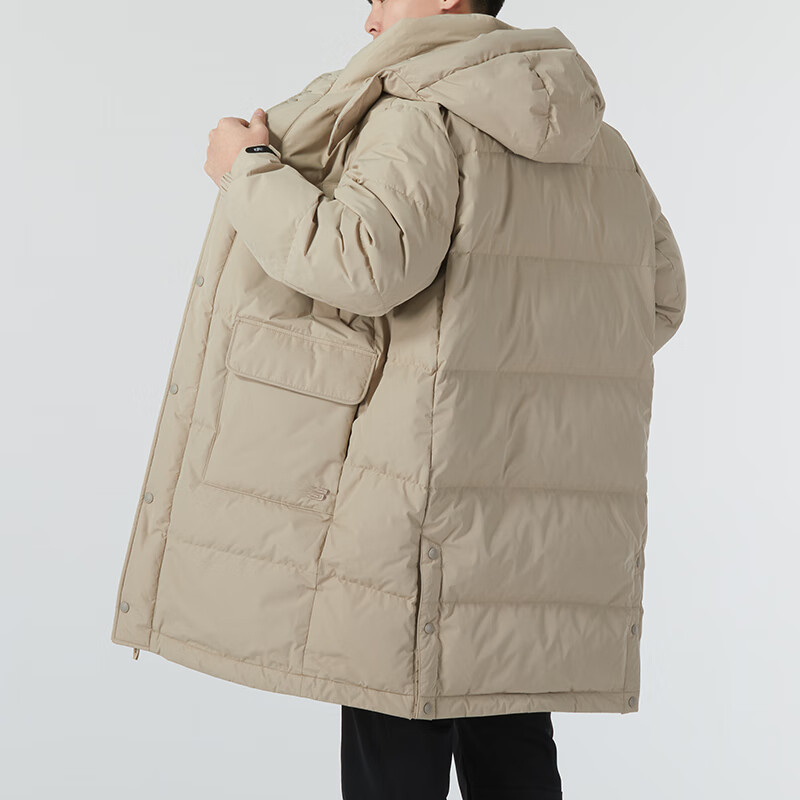 Purchase New Balance Beige Chaqueta Larga Casual con Capucha Cortavientos para Exterior. NPD4E241-LBE