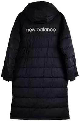 New Balance Jaket Panjang Hitam Polos dengan Blok Warna dan Cetak Huruf. NP846051-BK Lookbook New Balance Jaket Panjang Hitam Polos dengan Blok Warna dan Cetak Huruf. NP846051-BK