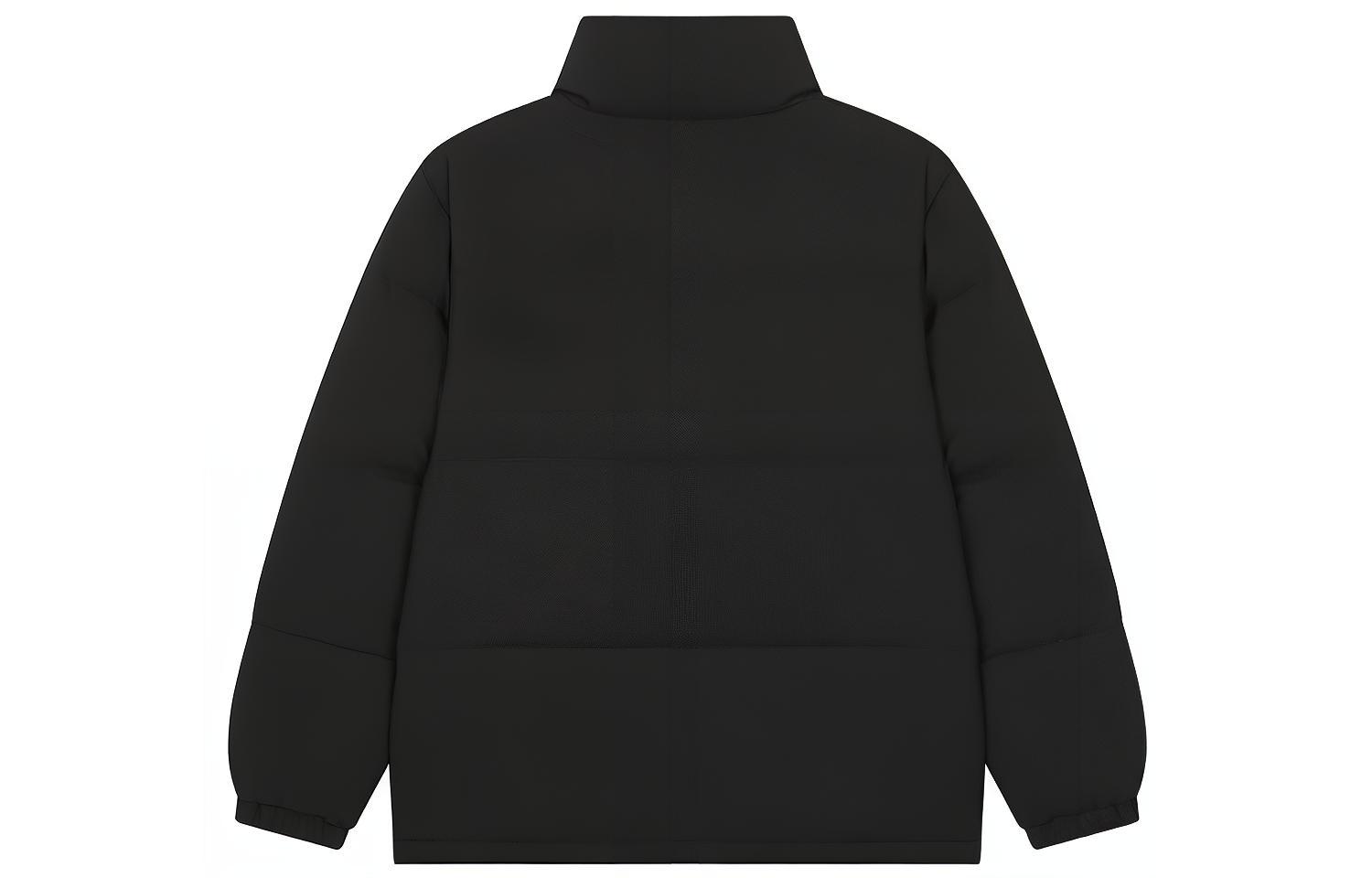 Lookbook New Balance Jaket Puffer Hitam dengan Cetakan Logo dan Kolar Berdiri. AMJ23345-BK