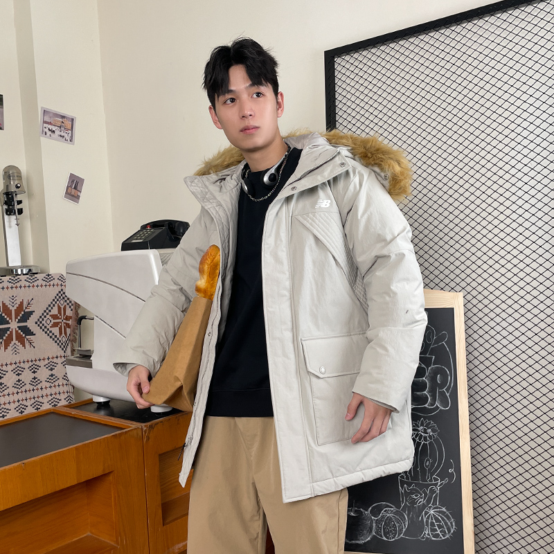 Details for 新百伦灰色连帽羽绒服保暖外套 AMJ34323-SEN