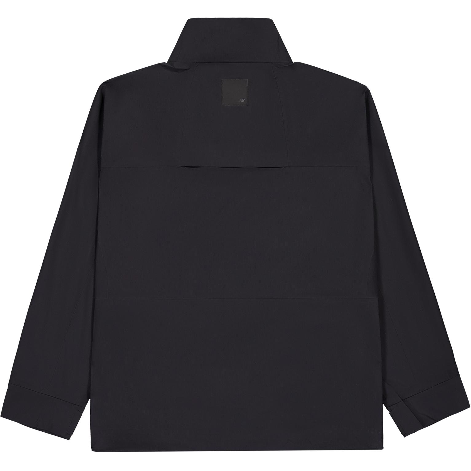 Lookbook New Balance 灰色防風防水多口袋休閒外套 NAE39021-BK