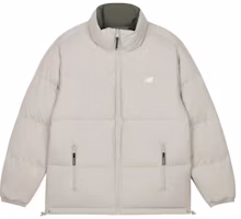 Shop New Balance 綠色可雙面穿中長款羽絨外套. AMJ34333-DON