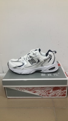 NEW BALANCE 慢跑鞋 Buy NEW BALANCE 慢跑鞋