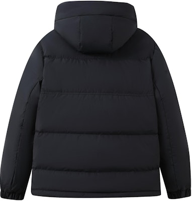 ニューバランス 防風 防寒 アウトドア ダウンジャケット ブラック. AMJ34301-BK Lookbook ニューバランス 防風 防寒 アウトドア ダウンジャケット ブラック. AMJ34301-BK