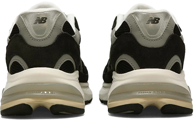 New Balance Air Jordan 6 Retro "Oreo" (Edisi 2010) U2010892 Lookbook New Balance Air Jordan 6 Retro "Oreo" (Edisi 2010) U2010892