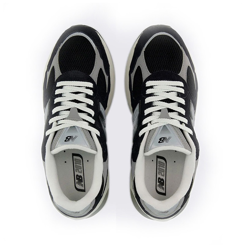 Sizing New Balance Air Jordan 6 Retro "Oreo" (Edisi 2010) U2010892