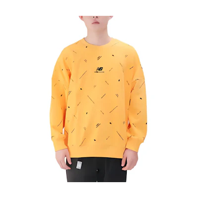 New Balance All-Over Letter Print Crewneck Sweatshirt Yellow () AMT13387-HAB