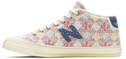 New Balance 全海岸 210 中帮 '格子格纹' AM210MBL Lookbook New Balance 全海岸 210 中帮 '格子格纹' AM210MBL