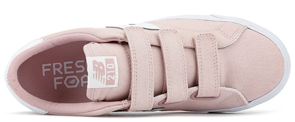 New Balance All Coasts 210 ''Roze Blauw'' AM210VPK Lookbook New Balance All Coasts 210 ''Roze Blauw'' AM210VPK