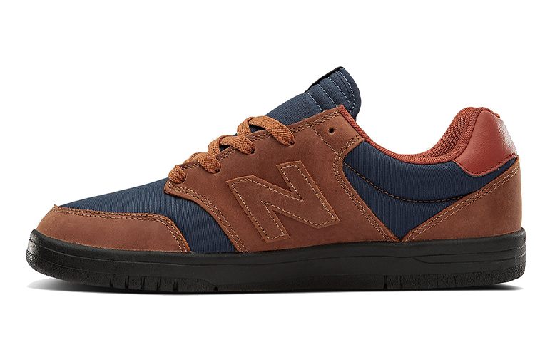靴 New Balance 204 MMA BROWN 204 leather sneakers in brown - New Balance | Mytheresa