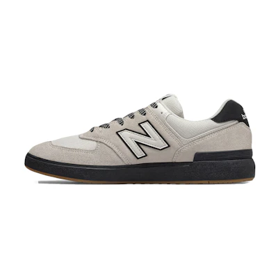NB All Coasts 574 'Light Cream Grey'
