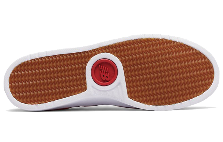 Shop New Balance Après ''Rouge'' APRESRD