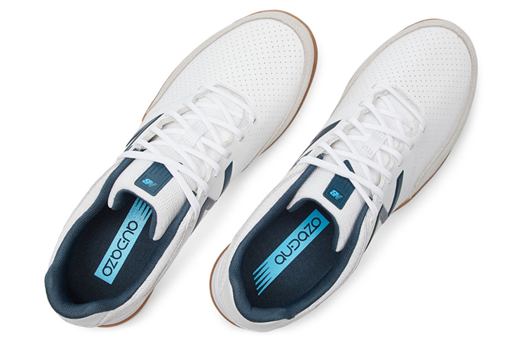 Shop New Balance Audazo v4 Command IN ''Weiß Blau'' MSAMIWN4